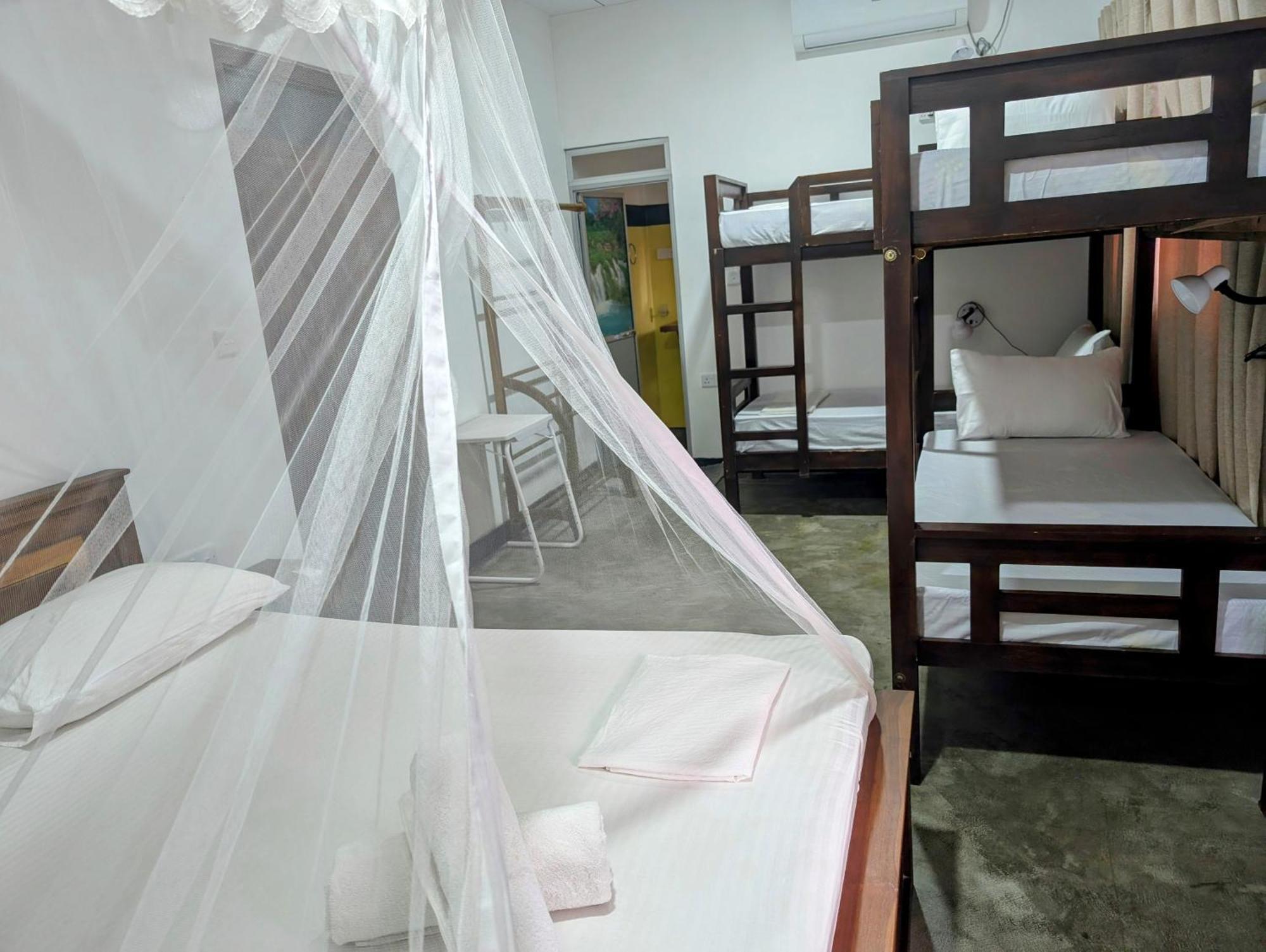 Hostel Costels Weligama Zimmer foto